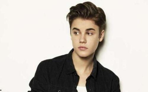 贾斯丁吃瓜,揭秘娱乐圈的“瓜田”趣事 第3张 贾斯丁吃瓜,揭秘娱乐圈的“瓜田”趣事 第3张