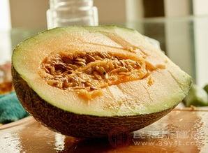 吃鹅肉可以吃哈密瓜吗,美味搭配的奇妙之旅 第2张 吃鹅肉可以吃哈密瓜吗,美味搭配的奇妙之旅 第2张