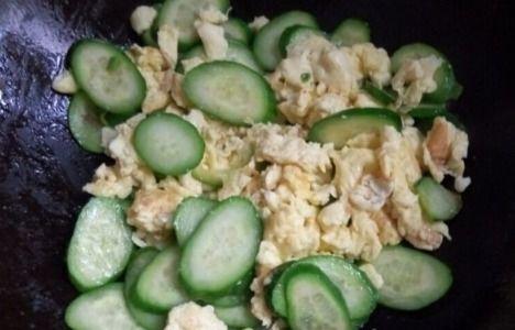 荷兰旅游吃瓜,尝鲜荷兰特色美食，尽享异国风味之旅  第1张