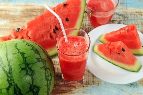 三喜吃瓜,揭秘娱乐圈的甜蜜与苦涩  第2张