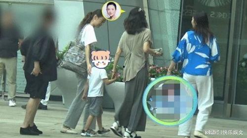 章子怡边带娃边吃瓜,边带娃边吃瓜成话题焦点