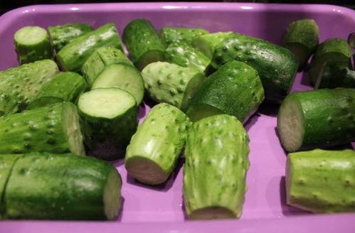 荣成吃瓜视频,揭秘当地特色美食背后的故事