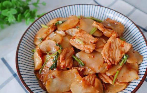 糖人吃小面瓜,小面瓜香飘四溢