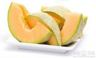老人吃哈密瓜呕吐