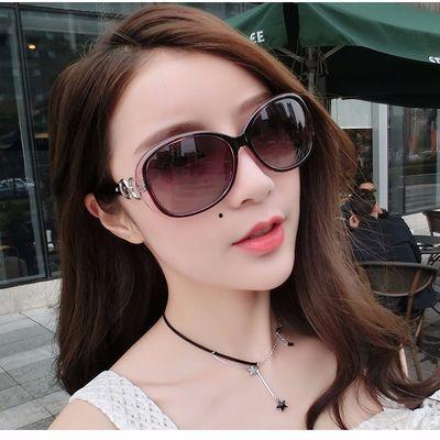 眼镜女网红吃瓜,揭秘娱乐圈幕后真相