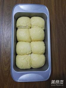 怎样吃蜜瓜包
